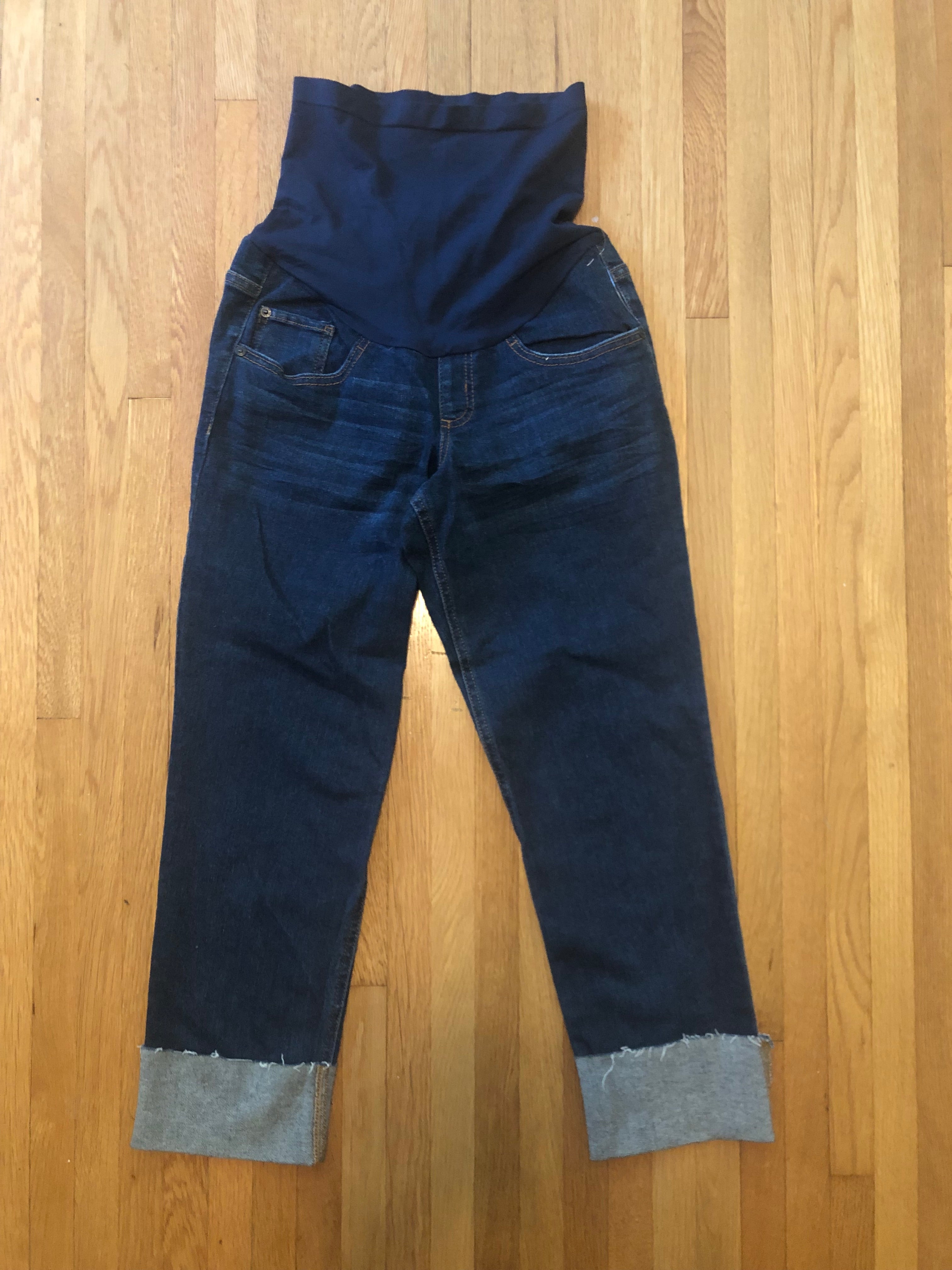 Indigo Blue Maternity Cropped Jeans, Dark Wash